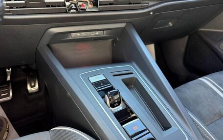 Volkswagen Golf VIII, 2022 год, 1 900 000 рублей, 9 фотография