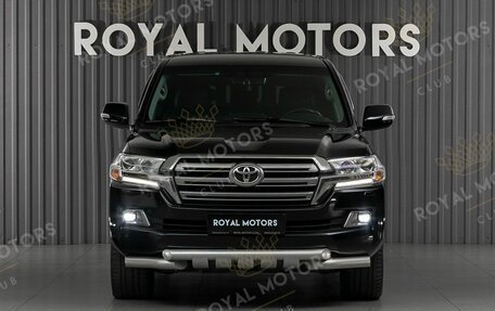 Toyota Land Cruiser 200, 2016 год, 5 200 000 рублей, 2 фотография