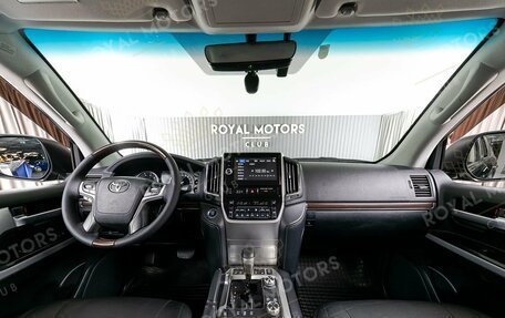 Toyota Land Cruiser 200, 2016 год, 5 200 000 рублей, 8 фотография