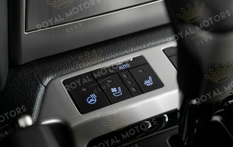 Toyota Land Cruiser 200, 2016 год, 5 200 000 рублей, 10 фотография