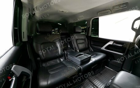Toyota Land Cruiser 200, 2016 год, 5 200 000 рублей, 13 фотография