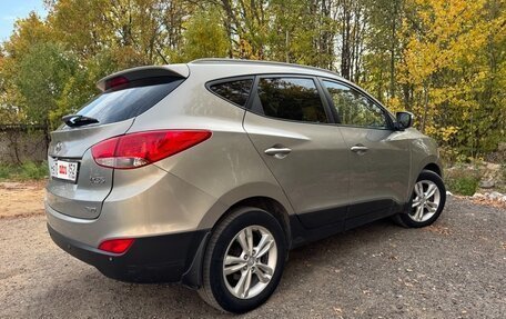 Hyundai ix35 I рестайлинг, 2010 год, 1 100 000 рублей, 3 фотография