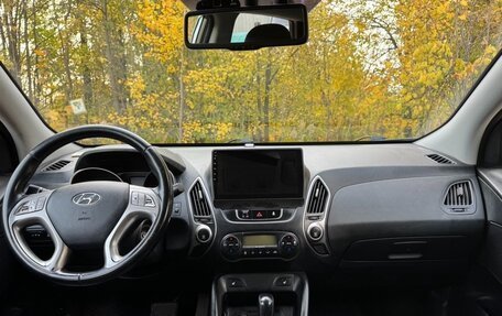 Hyundai ix35 I рестайлинг, 2010 год, 1 100 000 рублей, 7 фотография