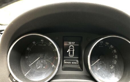 Skoda Yeti I рестайлинг, 2012 год, 870 000 рублей, 4 фотография