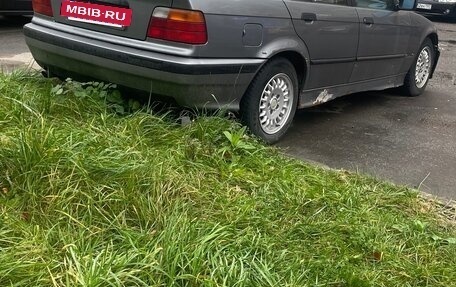 BMW 3 серия, 1993 год, 180 000 рублей, 4 фотография