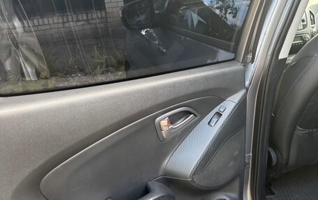 Hyundai ix35 I рестайлинг, 2013 год, 1 200 000 рублей, 18 фотография
