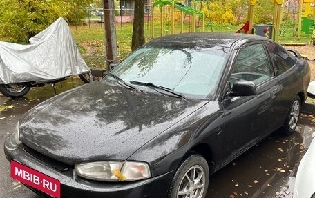 Mitsubishi Mirage VI рестайлинг, 2001 год, 350 000 рублей, 3 фотография