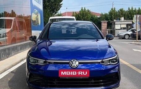 Volkswagen Golf VIII, 2021 год, 1 710 000 рублей, 2 фотография