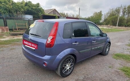 Ford Fiesta, 2007 год, 450 000 рублей, 3 фотография
