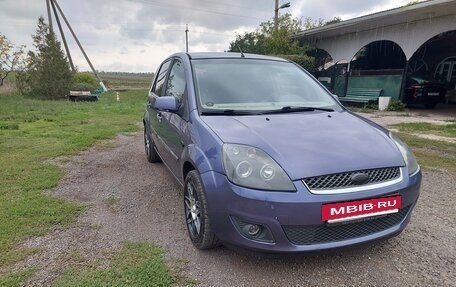 Ford Fiesta, 2007 год, 450 000 рублей, 2 фотография