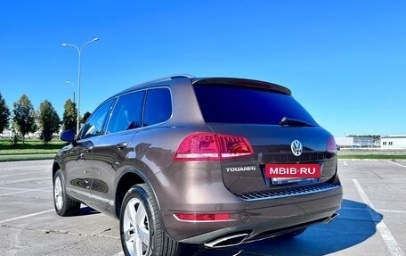 Volkswagen Touareg III, 2013 год, 1 790 000 рублей, 7 фотография