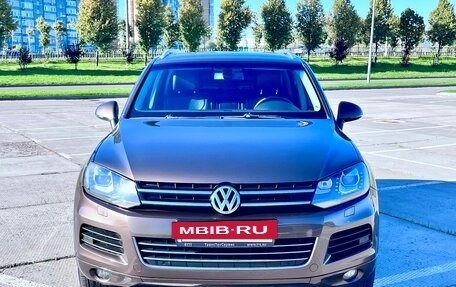 Volkswagen Touareg III, 2013 год, 1 790 000 рублей, 3 фотография