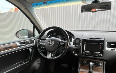 Volkswagen Touareg III, 2013 год, 1 790 000 рублей, 14 фотография