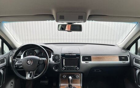 Volkswagen Touareg III, 2013 год, 1 790 000 рублей, 10 фотография
