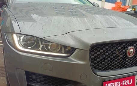 Jaguar XE I рестайлинг, 2018 год, 3 100 000 рублей, 3 фотография