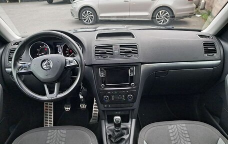 Skoda Yeti I рестайлинг, 2017 год, 1 150 000 рублей, 10 фотография