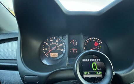 Mitsubishi Outlander III рестайлинг 3, 2003 год, 660 000 рублей, 4 фотография