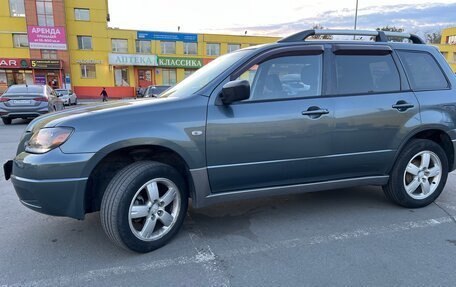 Mitsubishi Outlander III рестайлинг 3, 2003 год, 660 000 рублей, 10 фотография