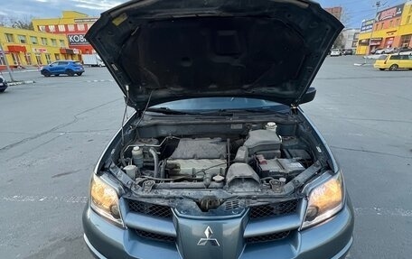 Mitsubishi Outlander III рестайлинг 3, 2003 год, 660 000 рублей, 6 фотография