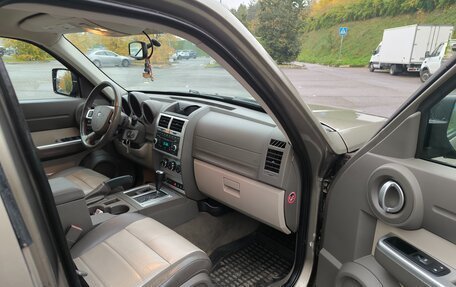Dodge Nitro, 2007 год, 1 310 000 рублей, 10 фотография