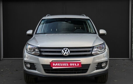 Volkswagen Tiguan I, 2011 год, 1 200 000 рублей, 2 фотография