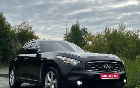 Infiniti FX II, 2010 год, 1 450 000 рублей, 1 фотография