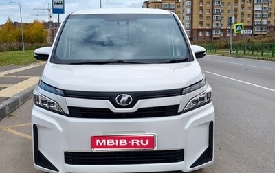 Toyota Voxy III, 2018 год, 2 400 000 рублей, 1 фотография