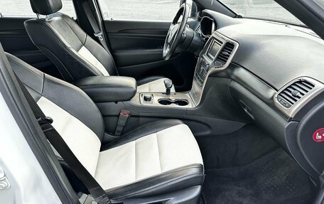 Jeep Grand Cherokee, 2013 год, 2 100 000 рублей, 19 фотография