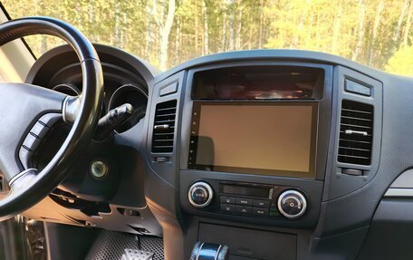 Mitsubishi Pajero IV, 2013 год, 2 500 000 рублей, 8 фотография
