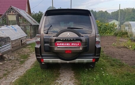 Mitsubishi Pajero IV, 2013 год, 2 500 000 рублей, 4 фотография