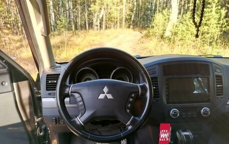 Mitsubishi Pajero IV, 2013 год, 2 500 000 рублей, 6 фотография