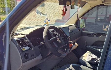 Volkswagen Transporter T5 рестайлинг, 2006 год, 1 650 000 рублей, 5 фотография