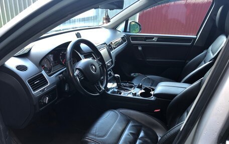 Volkswagen Touareg III, 2010 год, 1 550 000 рублей, 8 фотография