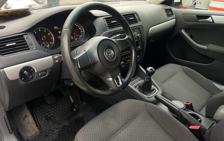 Volkswagen Jetta VI, 2011 год, 839 000 рублей, 8 фотография
