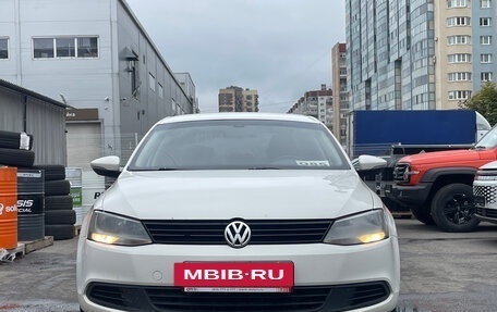 Volkswagen Jetta VI, 2011 год, 839 000 рублей, 5 фотография