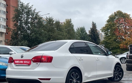 Volkswagen Jetta VI, 2011 год, 839 000 рублей, 4 фотография