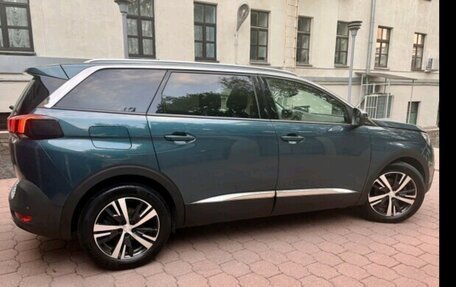 Peugeot 5008 II, 2019 год, 1 725 000 рублей, 5 фотография