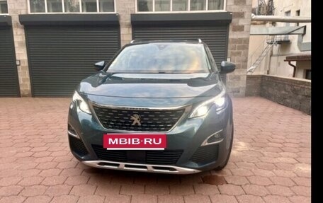 Peugeot 5008 II, 2019 год, 1 725 000 рублей, 6 фотография