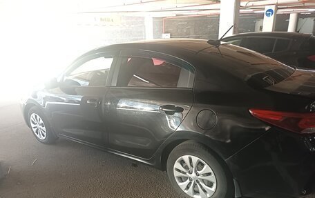 KIA Rio IV, 2018 год, 710 000 рублей, 8 фотография