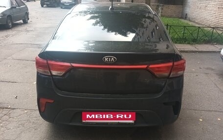 KIA Rio IV, 2018 год, 710 000 рублей, 3 фотография