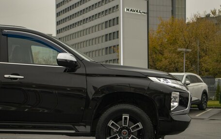 Mitsubishi Pajero Sport III рестайлинг, 2022 год, 3 795 000 рублей, 8 фотография