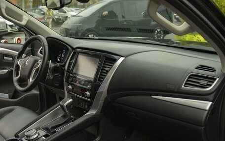 Mitsubishi Pajero Sport III рестайлинг, 2022 год, 3 795 000 рублей, 21 фотография