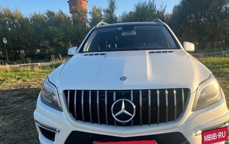Mercedes-Benz GL-Класс, 2015 год, 3 350 000 рублей, 3 фотография