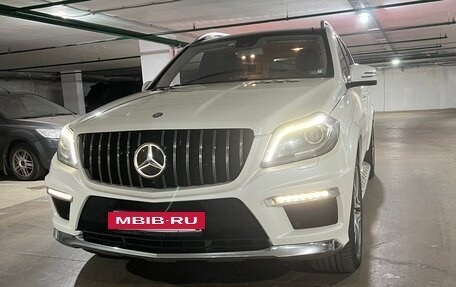 Mercedes-Benz GL-Класс, 2015 год, 3 350 000 рублей, 10 фотография