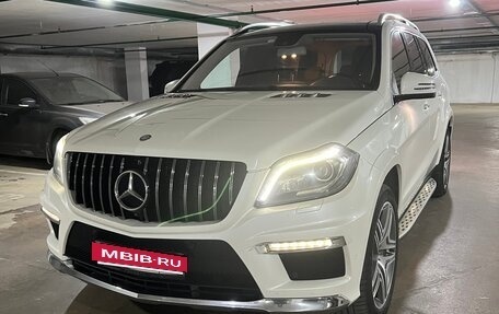 Mercedes-Benz GL-Класс, 2015 год, 3 350 000 рублей, 9 фотография