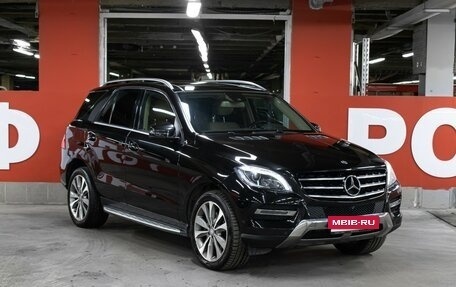 Mercedes-Benz M-Класс, 2015 год, 2 998 000 рублей, 3 фотография