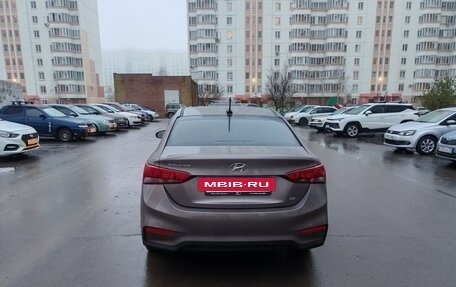 Hyundai Solaris II рестайлинг, 2018 год, 1 300 000 рублей, 4 фотография