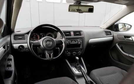 Volkswagen Jetta VI, 2012 год, 999 000 рублей, 6 фотография
