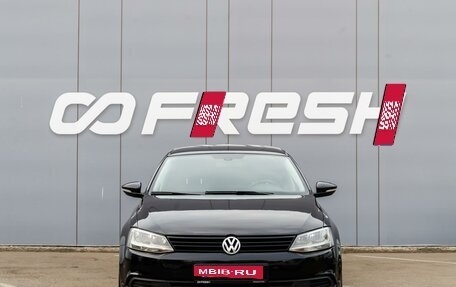 Volkswagen Jetta VI, 2012 год, 999 000 рублей, 3 фотография