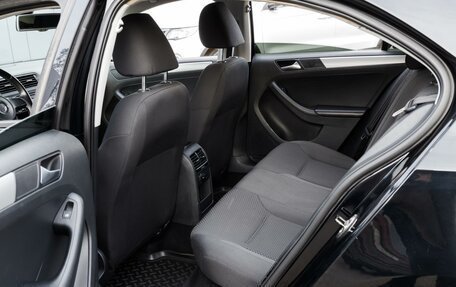 Volkswagen Jetta VI, 2012 год, 999 000 рублей, 11 фотография